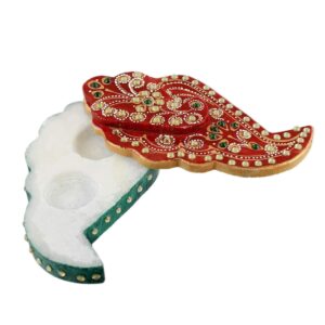 Xtore® Traditional Leaf Styled Rajasthani Chopra | Kumkum/Roli Box | Sindoor Box | Made with Famous Makrana Marble (Pack of 1, Red)
