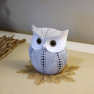 LIFEHAXTORE® Modern Classy Lucky Owl Resin Art Fi...